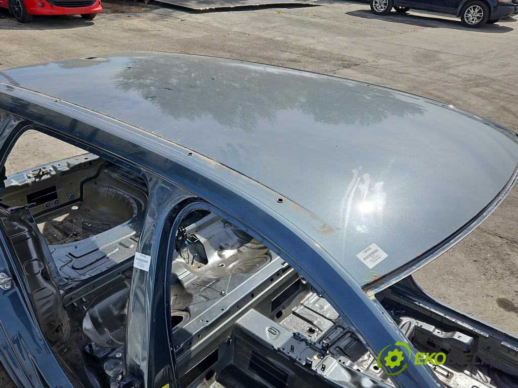 Skoda Octavia IV 2019- 2.0 tdi 150 hp manual 110 kW 1968 cm3 5- Strecha: 