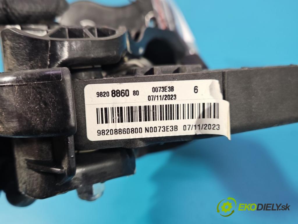 Toyota Proace City 1.2 110 hp manual 81 kW 1199 cm3 5- čerpadlo spojková 9820886080