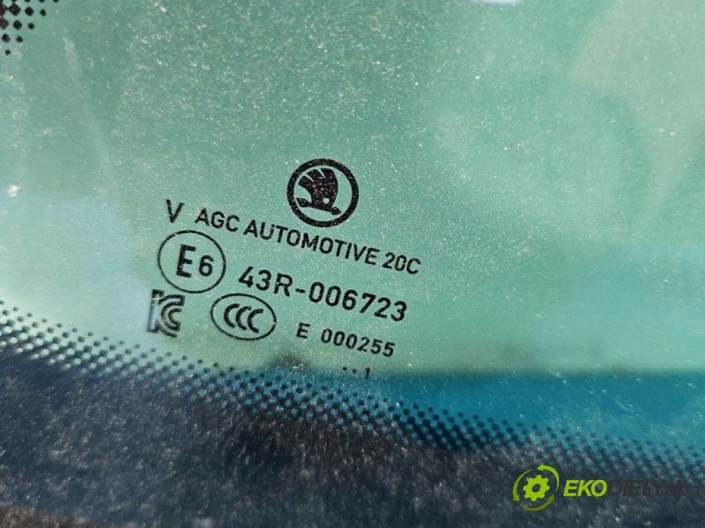 Skoda Octavia IV 2019- 2.0 tdi 150 hp manual 110 kW 1968 cm3 5- sklo zadní pravé