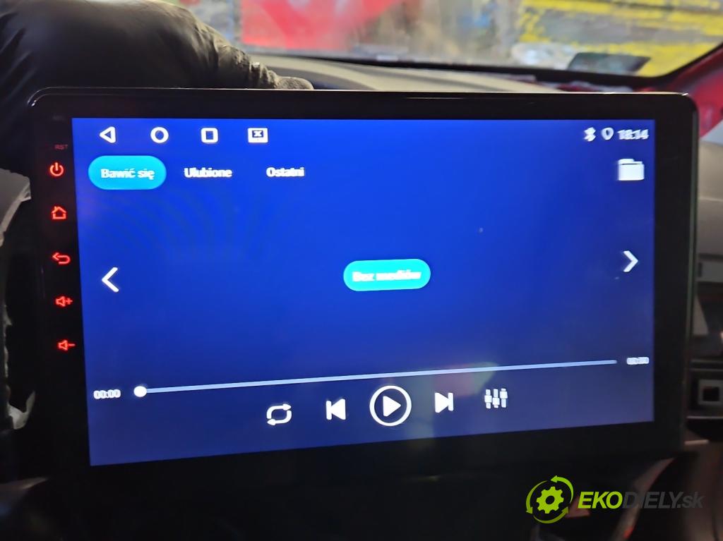 Toyota Aygo II 2014-2022 1.0 vvti 72 HP manual 53 kW 998 cm3 5- Radio 
