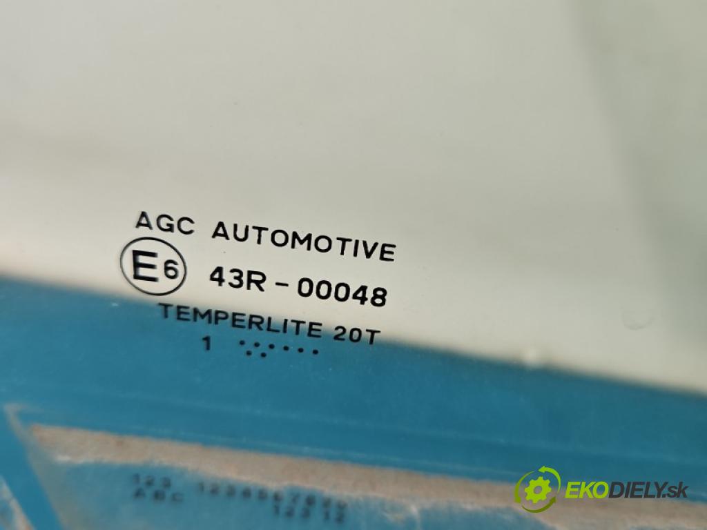 Toyota Aygo II 2014-2022 1.0 vvti 72 hp manual 53 kW 998 cm3 5- sklo dveře přední pravé