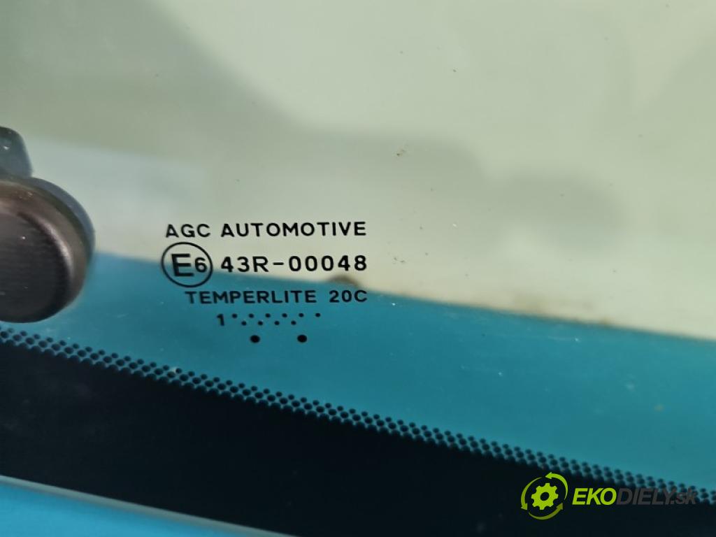 Toyota Aygo II 2014-2022 1.0 vvti 72 hp manual 53 kW 998 cm3 5- sklo dveře zadní pravé