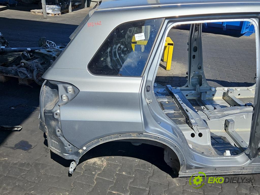 Suzuki Vitara II 2015- 1.6 16V 120 hp manual 88 kW 1586 cm3 5- blatnik zadní pravý 