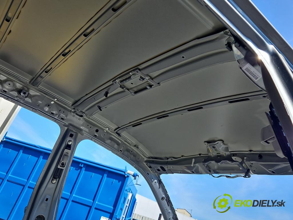 Suzuki Vitara II 2015- 1.6 16V 120 hp manual 88 kW 1586 cm3 5- Strecha: