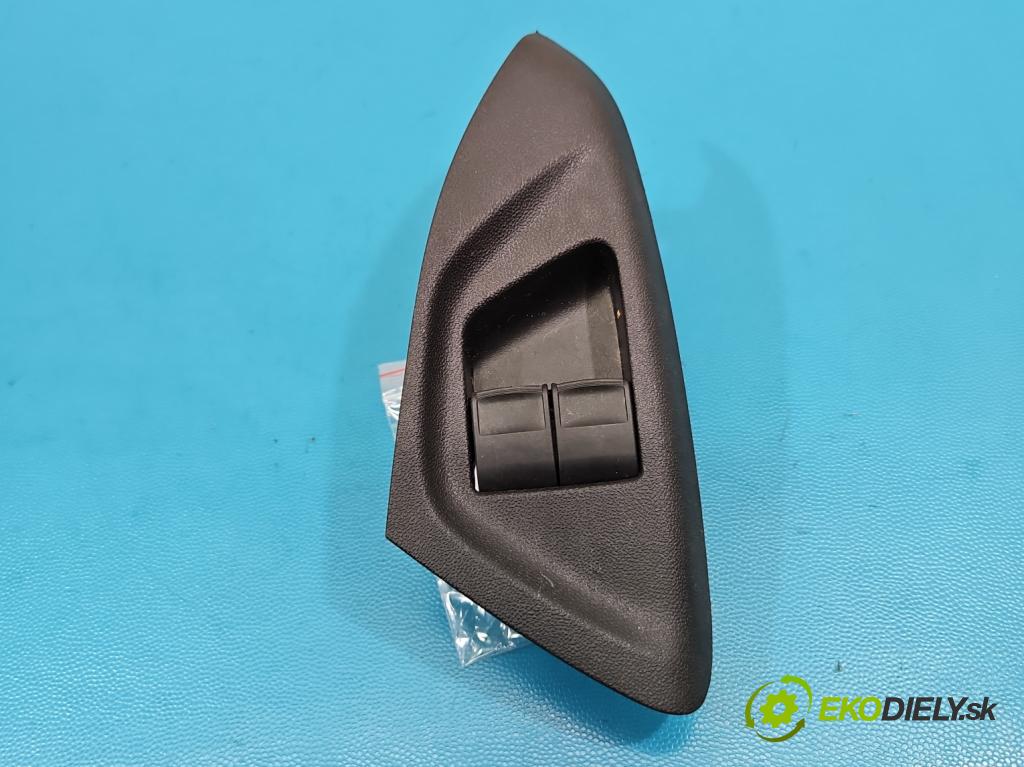 Toyota Aygo II 2014-2022 1.0 vvti 72 hp manual 53 kW 998 cm3 5- Přepínač oken zpětných zrcátek 193114