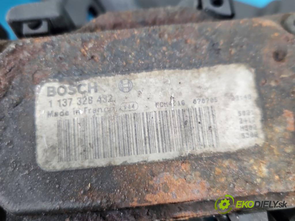 Volvo V70 III 2007-2016 2.4 D5 185 hp automatic 136 kW 2400 cm3 5- ventilátor chladič 1137328434