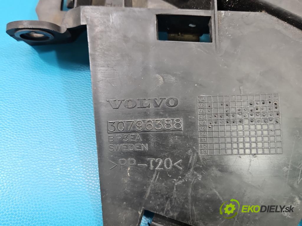 Volvo V70 III 2007-2016 2.4 D5 185 hp automatic 136 kW 2400 cm3 5- Upevnění: 30796388