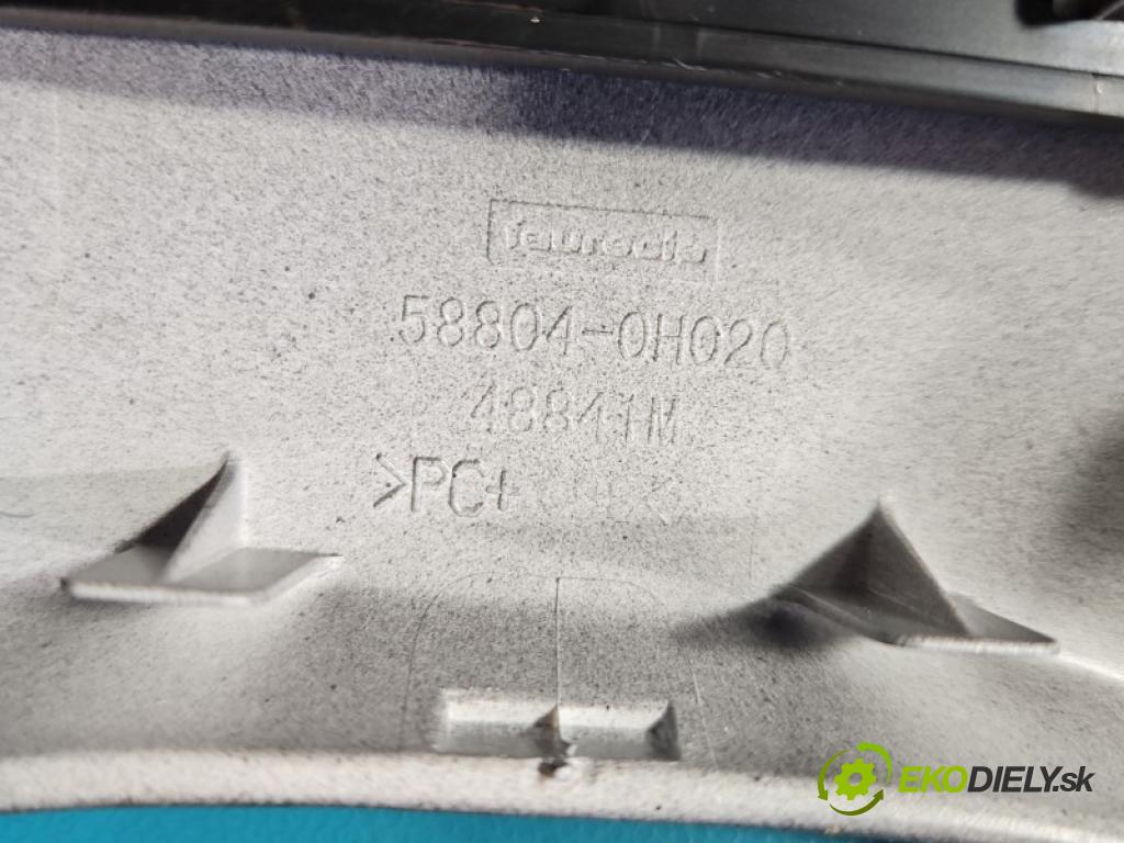 Toyota Aygo II 2014-2022 1.0 vvti 72 hp manual 53 kW 998 cm3 5- lišta ozdobná interiéry: 58804-0H020
