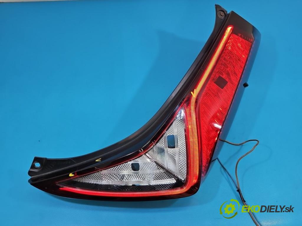Toyota Aygo II 2014-2022 1.0 vvti 72 hp manual 53 kW 998 cm3 5- světlo zadní pravé blatník: