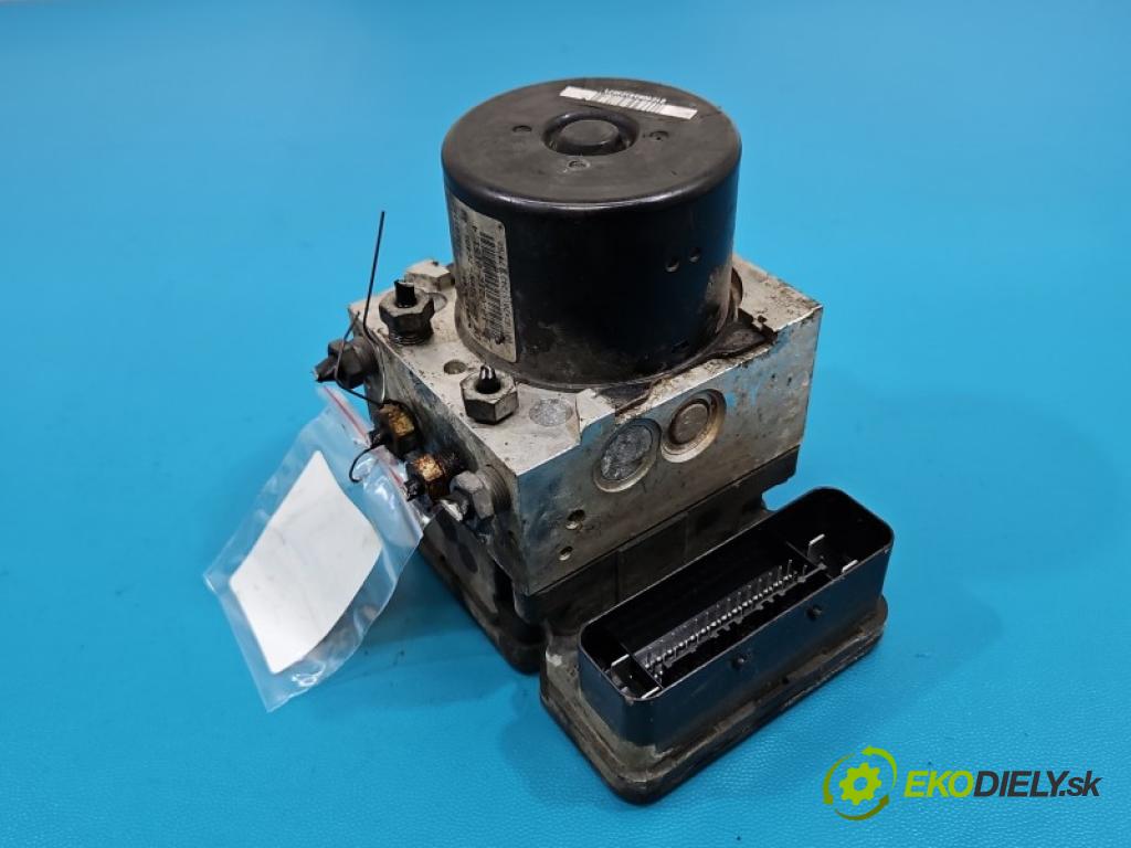 Volvo V70 III 2007-2016 2.4 D5 185 HP automatic 136 kW 2400 cm3 5- čerpadlo abs 31261142 (Pumpa ABS)