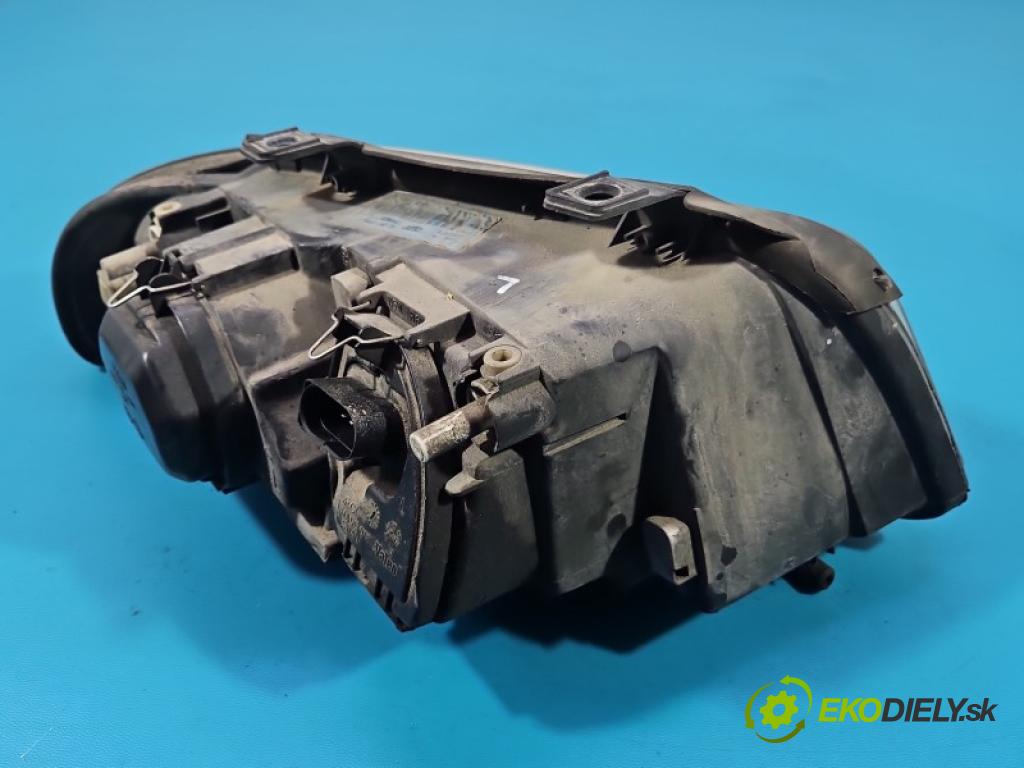 Audi A4 B5 1994-2001 1.9 tdi 110 hp manual 81 kW 1896 cm3 5- světlo levý 8D0941003AK (Klika dveří ostatní)