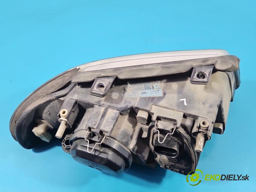 Audi A4 B5 1994-2001 1.9 tdi 110 hp manual 81 kW 1896 cm3 5- světlo levý 8D0941003AK (Klika dveří ostatní)