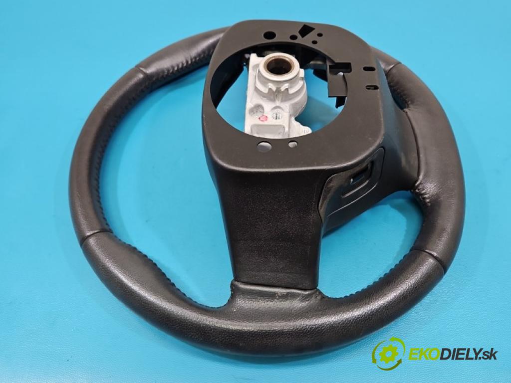 Toyota Aygo II 2014-2022 1.0 vvti 72 hp manual 53 kW 998 cm3 5- volant  (Volant)