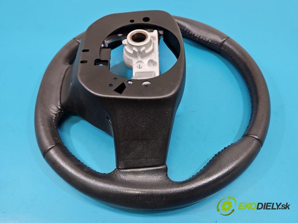 Toyota Aygo II 2014-2022 1.0 vvti 72 hp manual 53 kW 998 cm3 5- volant  (Volant)