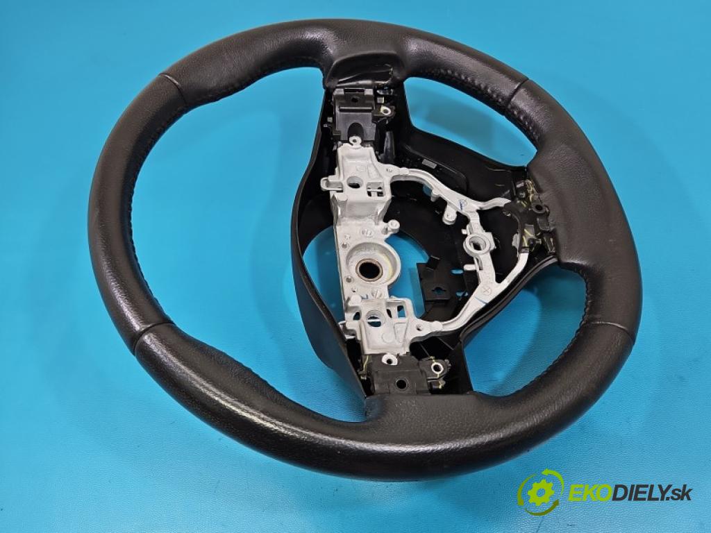 Toyota Aygo II 2014-2022 1.0 vvti 72 hp manual 53 kW 998 cm3 5- volant  (Volant)