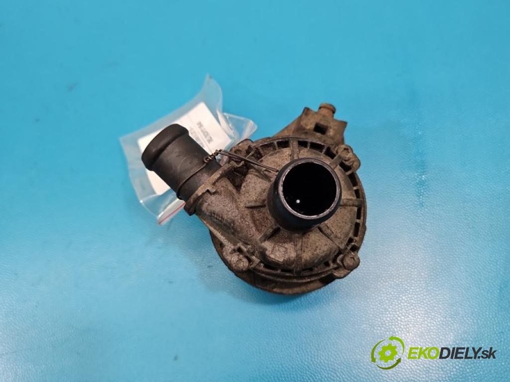 Skoda Octavia IV 2019- 2.0 tdi 150 hp manual 110 kW 1968 cm3 5- čerpadlo oběh: vody 2Q0965567A