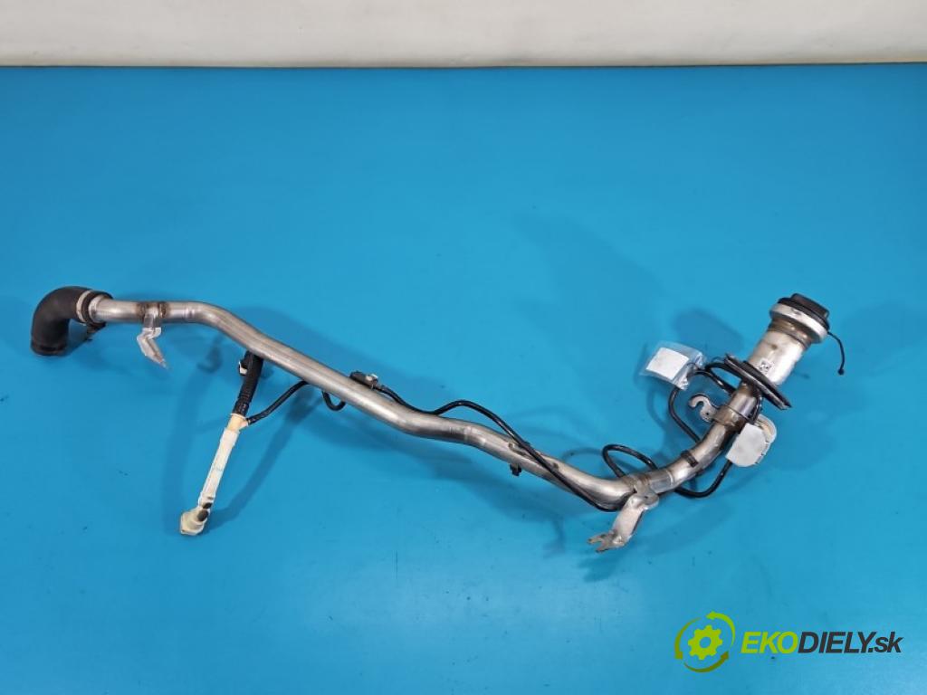Infiniti QX30 H15 2016-2019 2.0 T 211KM automatic 155 kW 1991 cm3 5- Trubka: 17221-5DC0B