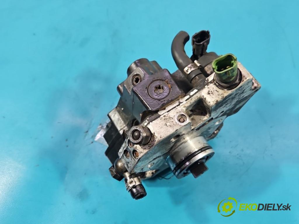 Volvo V70 III 2007-2016 2.4 D5 185 hp automatic 136 kW 2400 cm3 5- čerpadlo vstřikovací 0445010111 (Vstřikovací čerpadlo)