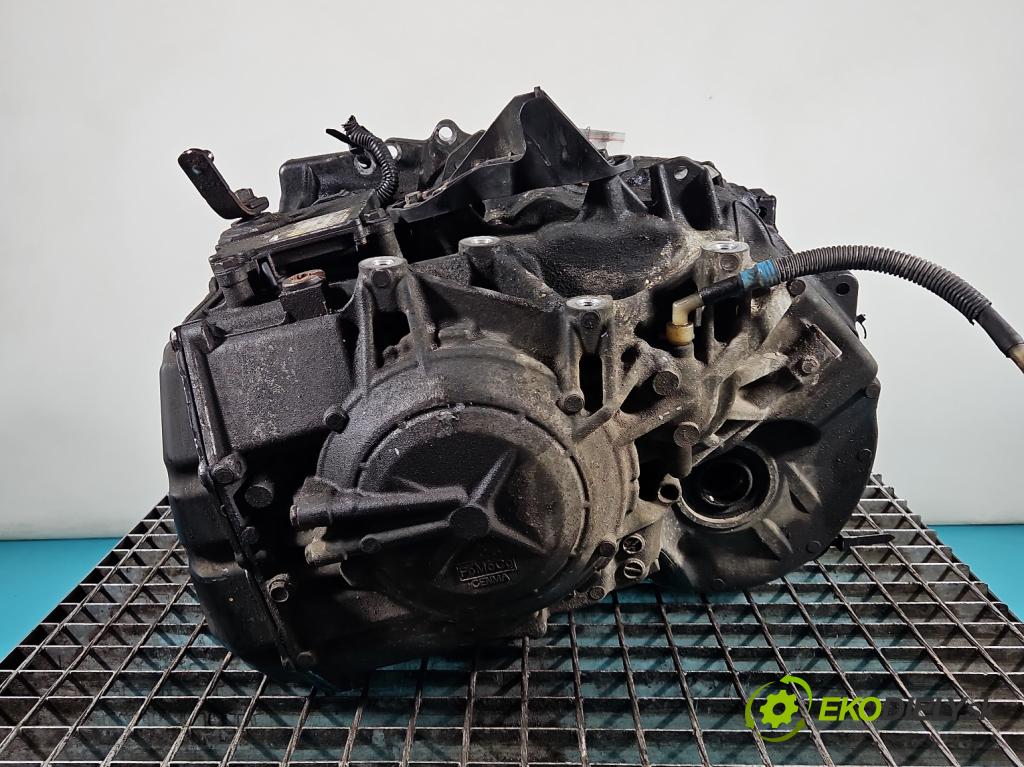 Volvo V70 III 2007-2016 2.4 D5 185 hp automatic 136 kW 2400 cm3 5- převodovka stupňová automat 30751903
