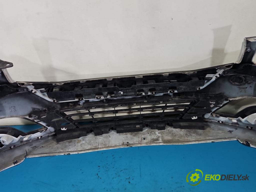 Peugeot 508 I 2010-2018 2.0 hdi 181KM automatic 133 kW 1997 cm3 5- nárazník predné 9807629377 (Kľučka dverí ostatné)