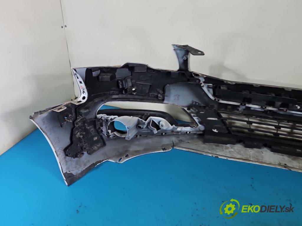 Peugeot 508 I 2010-2018 2.0 hdi 181KM automatic 133 kW 1997 cm3 5- nárazník predné 9807629377 (Kľučka dverí ostatné)