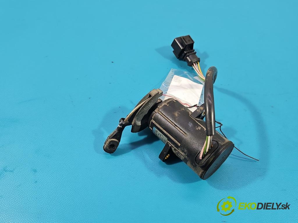 Vw Sharan I 1995-2010 1.9 tdi 90 hp manual 66 kW 1896 cm3 5- pedal plyn: potenciometr: 7M0907469A