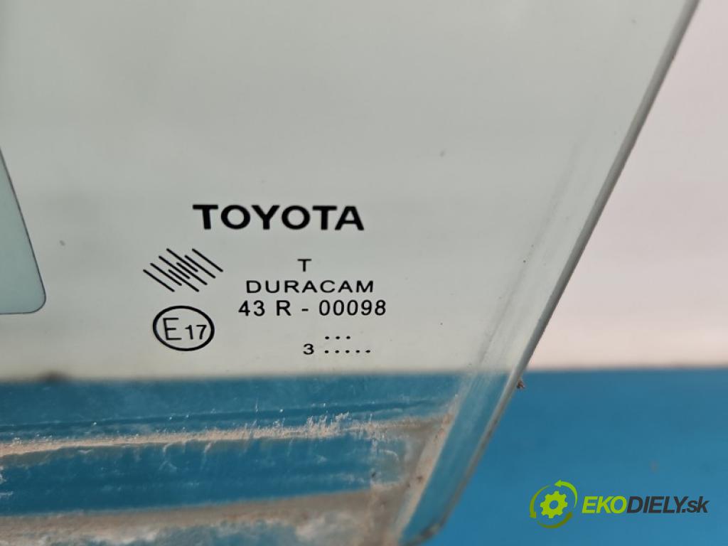 Toyota Corolla E16/E18  2013-2019 1.6 16V 132 hp manual 97 kW 1598 cm3 4- sklo dveře přední levé