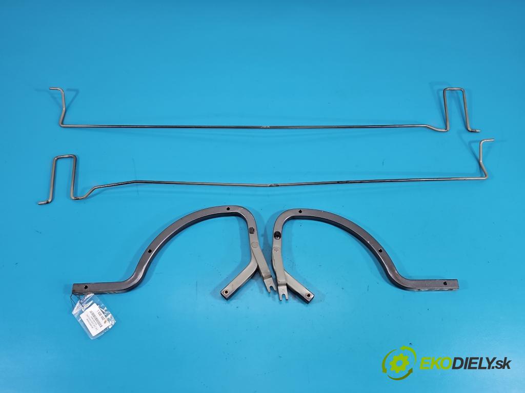 Toyota Corolla E16/E18  2013-2019 1.6 16V 132  HP manual 97 kW 1598 cm3 4- Závěs: kufrové dvere zadné 