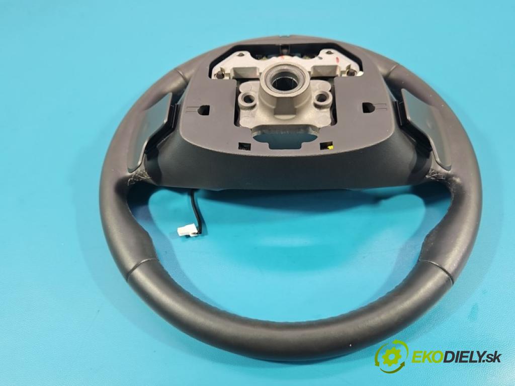 Hyundai I30 III 2016- 1.5 T 140 hp automatic 103 kW 1482 cm3 5- volant 250121-00118 (Volant)