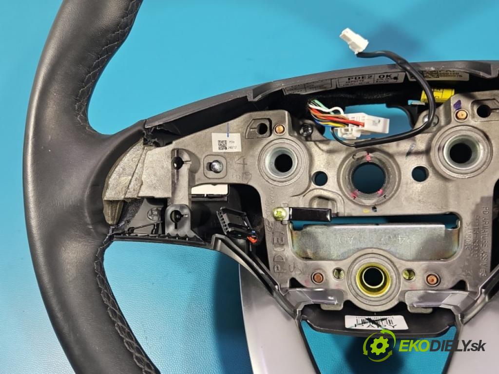 Hyundai I30 III 2016- 1.5 T 140 hp automatic 103 kW 1482 cm3 5- volant 250121-00118 (Volant)