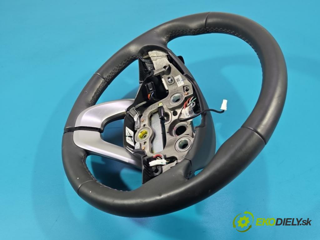 Hyundai I30 III 2016- 1.5 T 140 hp automatic 103 kW 1482 cm3 5- volant 250121-00118 (Volant)