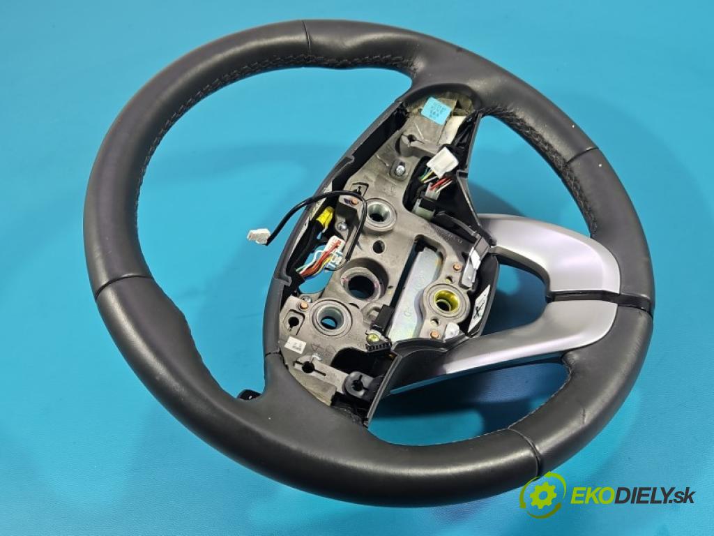 Hyundai I30 III 2016- 1.5 T 140 hp automatic 103 kW 1482 cm3 5- volant 250121-00118 (Volant)