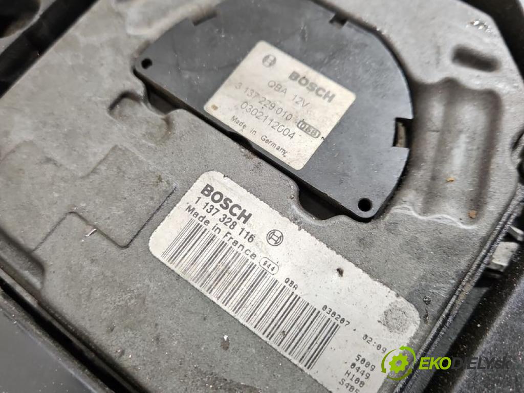 Volvo XC90 I 2002-2014 2.4 D5 163 hp automatic 120 kW 2401 cm3 5- ventilátor chladič 30645719