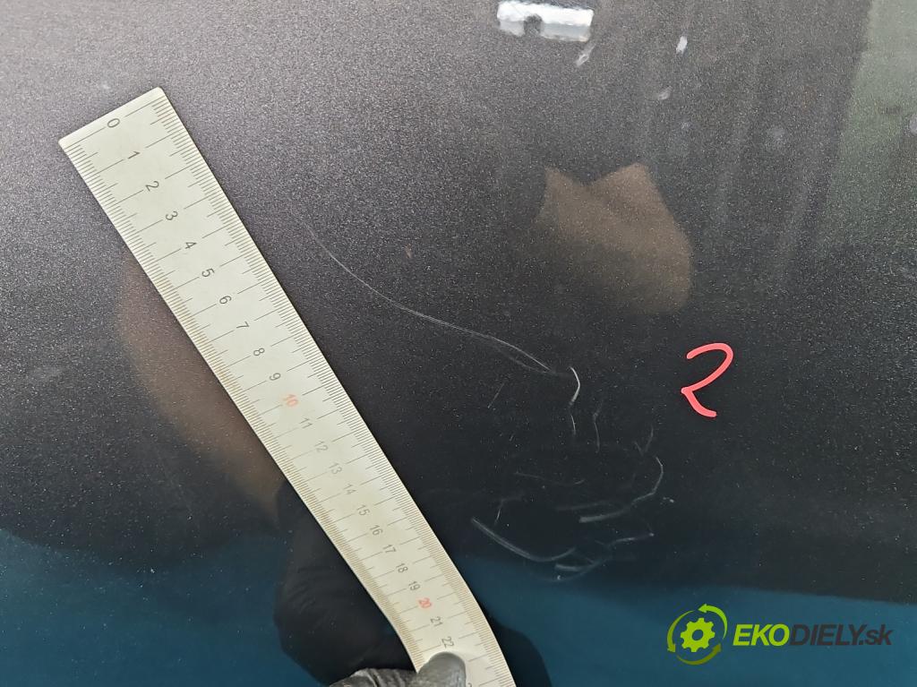 Toyota Corolla E16/E18  2013-2019 1.6 16V 132  HP manual 97 kW 1598 cm3 4- dvere predné ľavé  (Kľučka dverí ostatné)