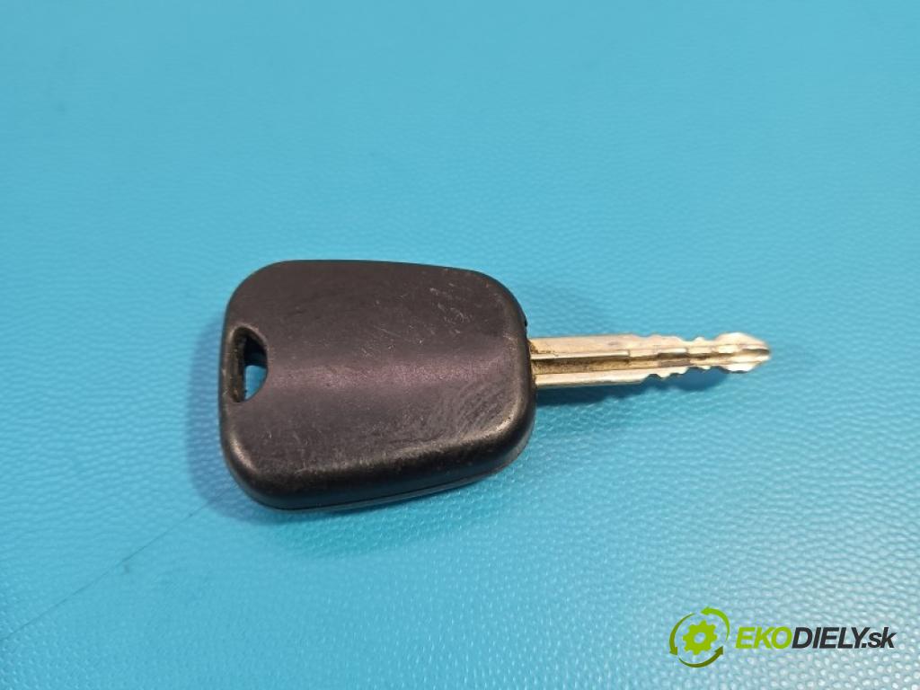 Citroen Xsara Picasso 1.6 8V 95 HP manual 70 kW 1587 cm3 5- Spínačka  (Spínacia skrinka)