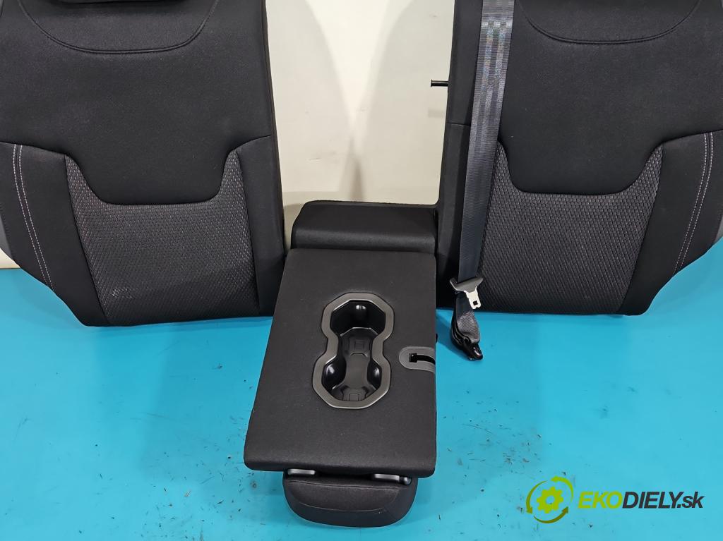 Jeep Renegade 2014- 1.3 T 150 hp automatic 110 kW 1332 cm3 5- Pohovka: zadní  (Sedadlo)