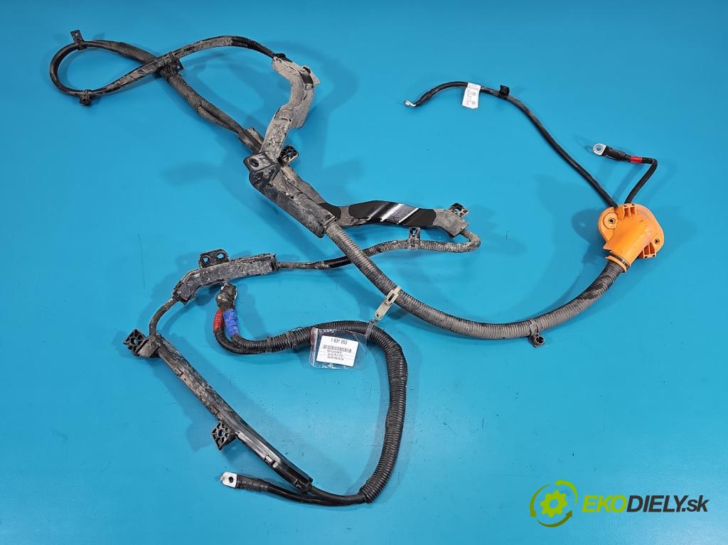 Hyundai I30 III 2016- 1.5 T 140 HP automatic 103 kW 1482 cm3 5- Zväzok: ostatné 91671-G4230