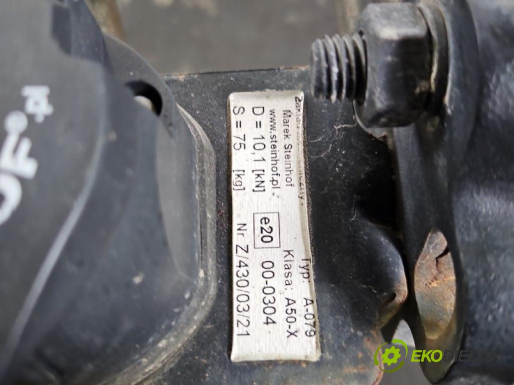 Audi A4 B5 1994-2001 1.8 T 150 HP manual 110 kW 1781 cm3 4- Hák: vlečení:  (Ťažné zariadenie)