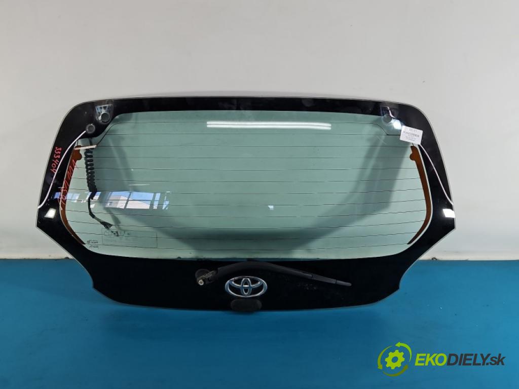 Toyota Aygo 2005-2014 1.0 vvti 68 hp manual 50 kW 998 cm3 5- sklo zadní  (Zadní sklo)