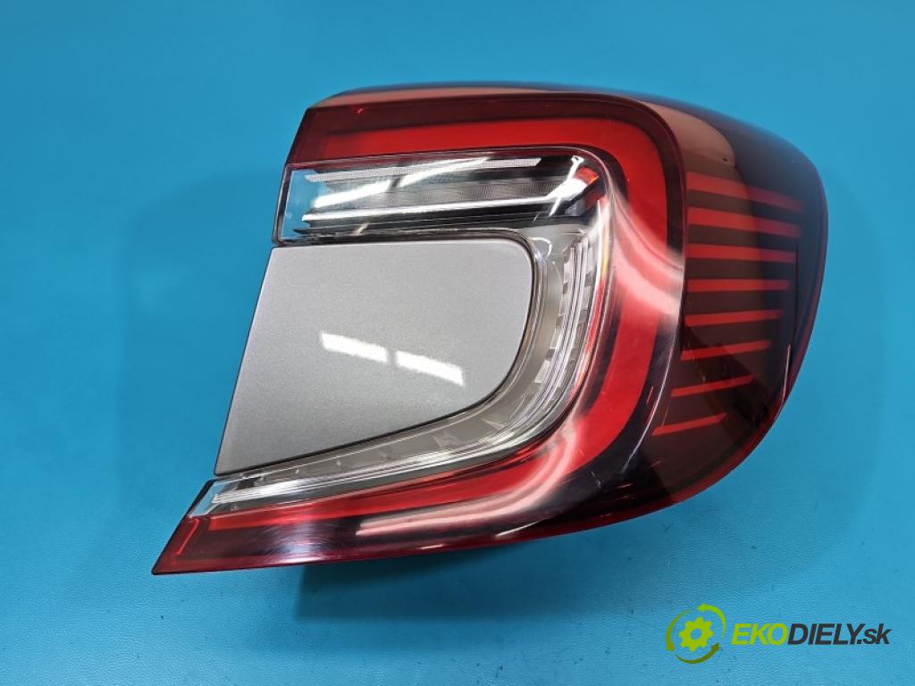 Renault Captur II 2019- 1.3 140 HP manual 103 kW 1332 cm3 5- svetlo / reflektor zadné pravé blatník 265507894R