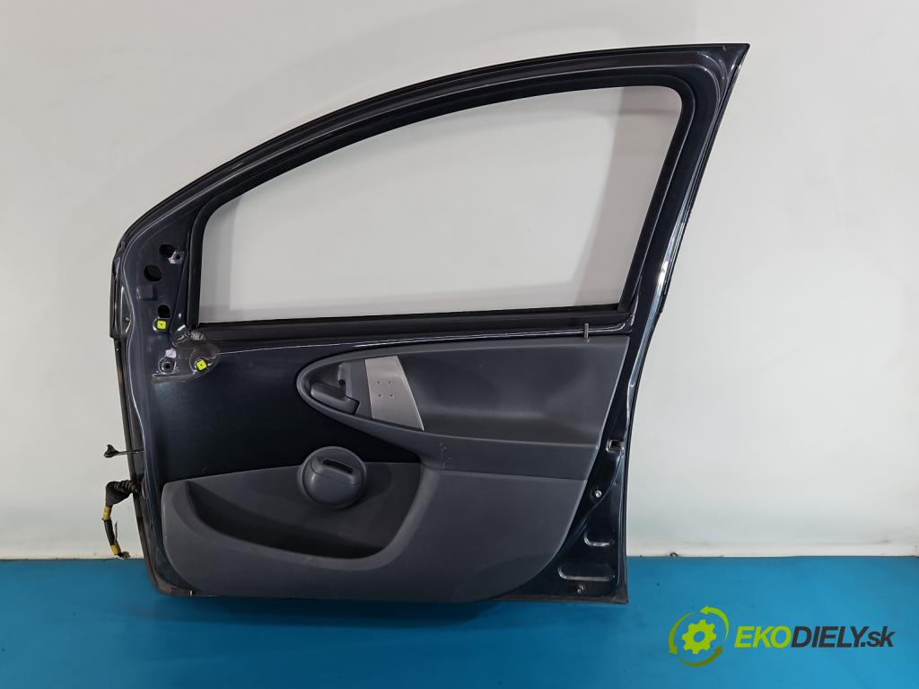 Toyota Aygo 2005-2014 1.0 vvti 68 HP manual 50 kW 998 cm3 5- dvere predné pravé  (Kľučka dverí ostatné)