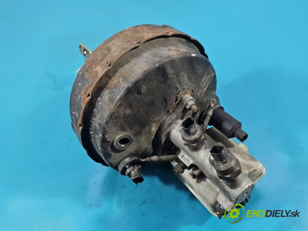 Volvo XC90 I 2002-2014 2.4 D5 163 HP automatic 120 kW 2401 cm3 5- servo brzdové P30665451