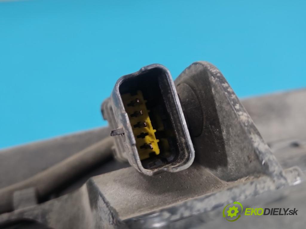 Peugeot 508 I 2010-2018 2.0 hdi 181KM automatic 133 kW 1997 cm3 5- Nádrž: AdBlue 21696001