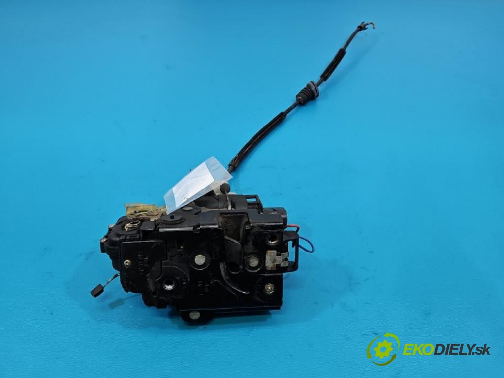 Vw Golf IV 1997-2003 1.9 tdi 116 hp manual 85 kW 1896 cm3 5- zámek zadní levý