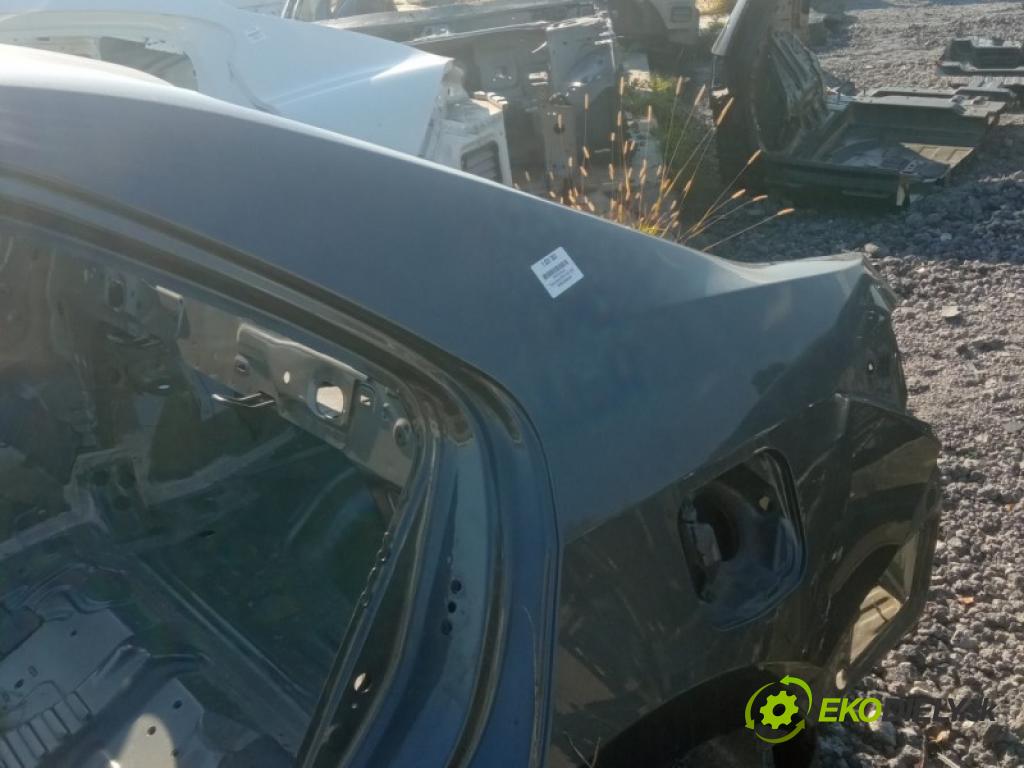 Toyota Corolla E16/E18  2013-2019 1.6 16V 132 hp manual 97 kW 1598 cm3 4- blatnik zadní levý