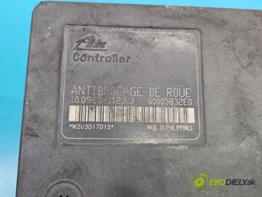 Peugeot 206 1.6 16V 109 HP manual 80 kW 1587 cm3 2- čerpadlo abs 100960-11233 (Pumpa ABS)