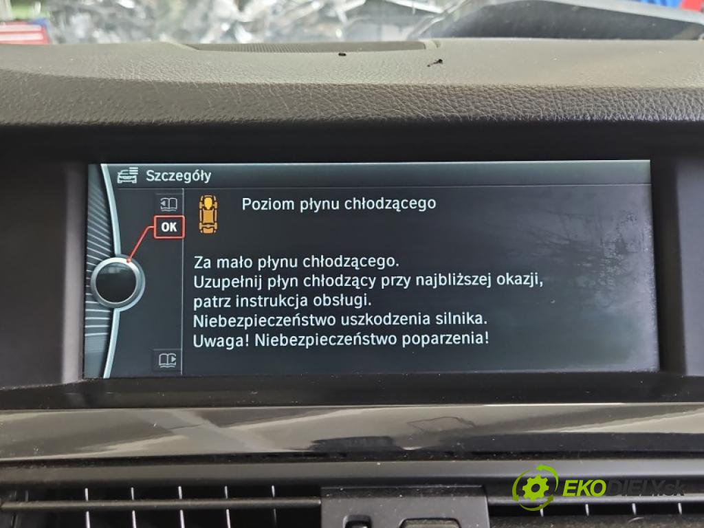 Bmw 5 F10 2010-2017 3.0d 204 hp manual 150 kW 2993 cm3 4- displej 9247872 (Přístrojová deska)