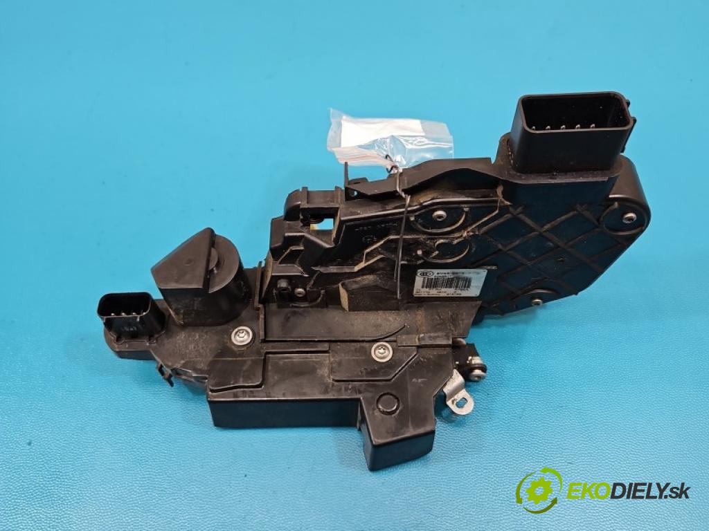 Ford Kuga Mk1 2008-2013 2.0 TDCI 163 hp automatic 120 kW 1997 cm3 5- zámek přední pravý 8V4A-S26412-GA