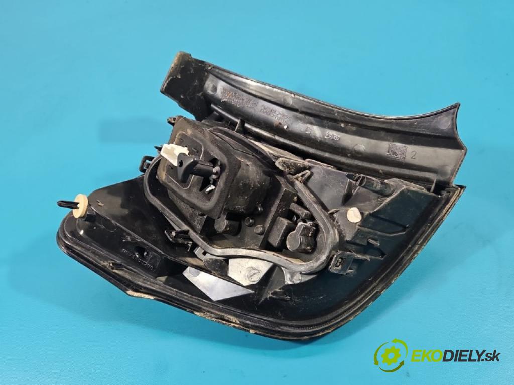 Citroen C3 II 2009-2016 1.4 16V 95 HP automatic 70 kW 1397 cm3 5- svetlo / reflektor zadné pravé blatník 9673805280
