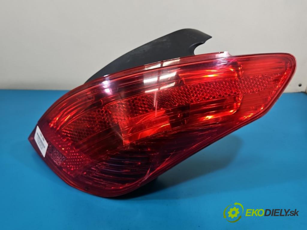 Peugeot 308 I 2007-2013 1.4 16V 95 HP manual 70 kW 1397 cm3 3- svetlo / reflektor zadné pravé blatník 9680425680